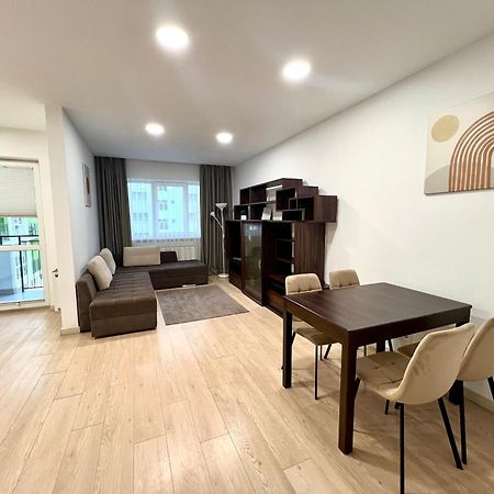 לבוב Osapart Comfortable Apartment In A Complex Great Britain מראה חיצוני תמונה