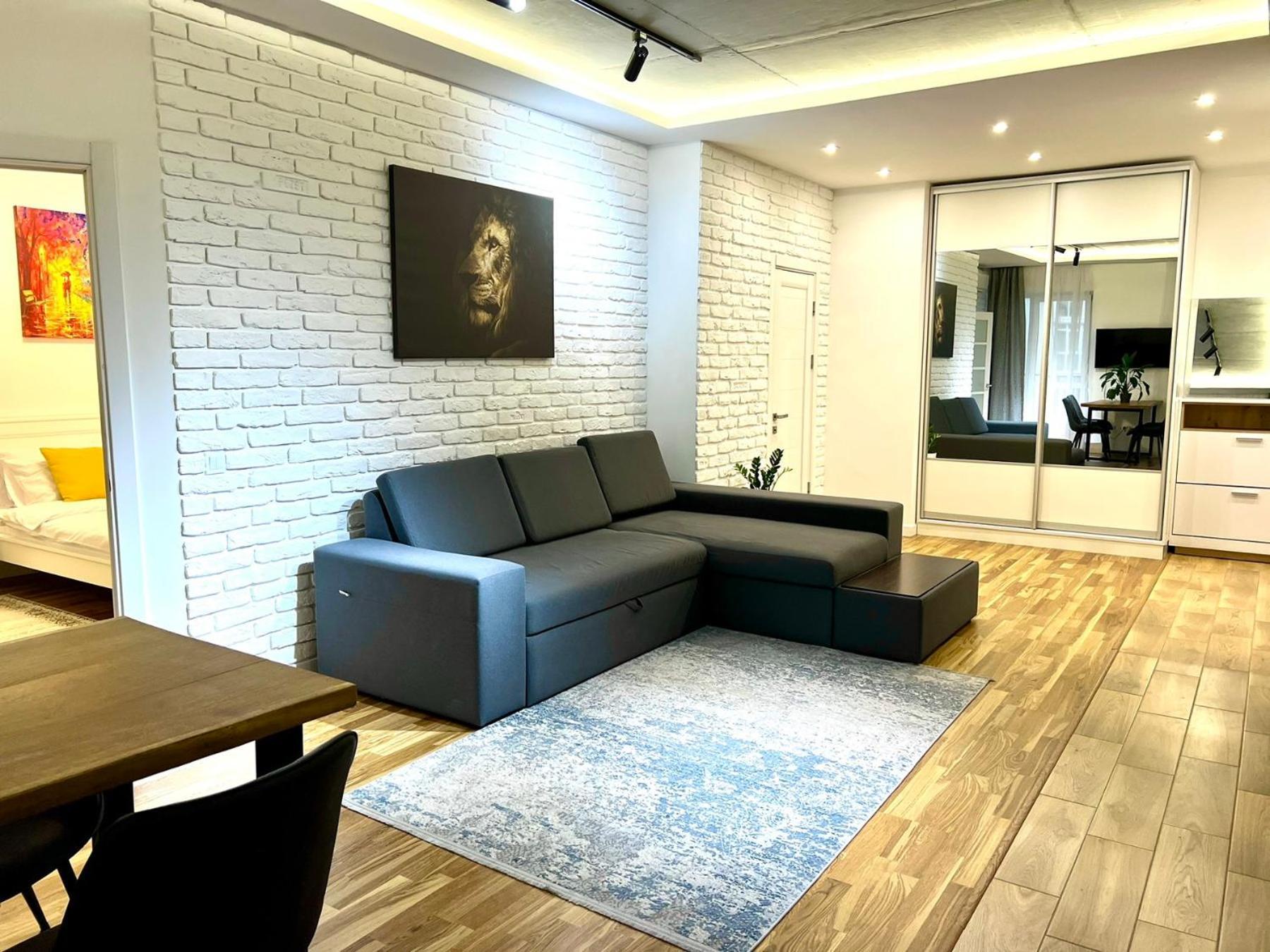 לבוב Osapart Comfortable Apartment In A Complex Great Britain מראה חיצוני תמונה