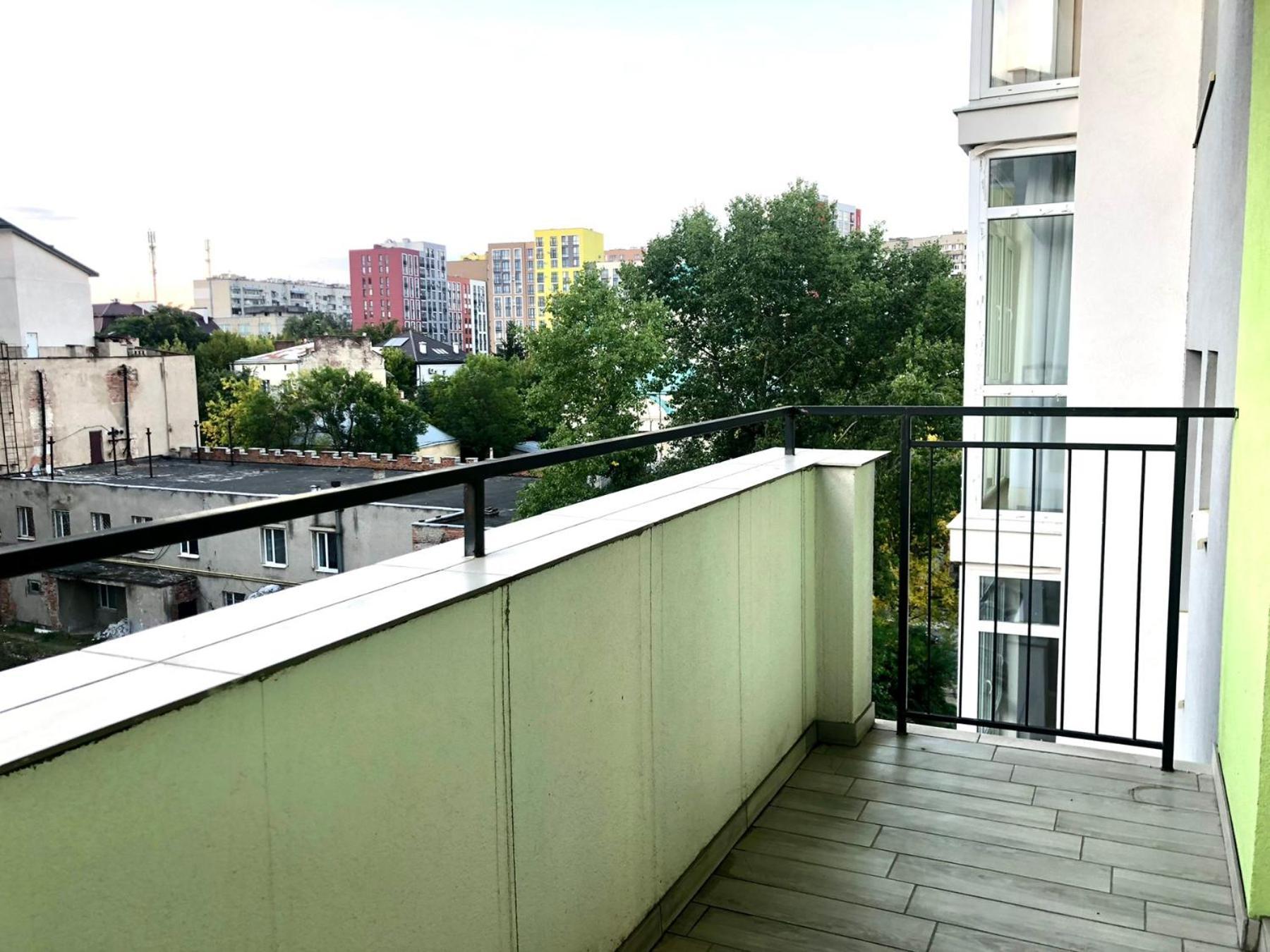 לבוב Osapart Comfortable Apartment In A Complex Great Britain מראה חיצוני תמונה